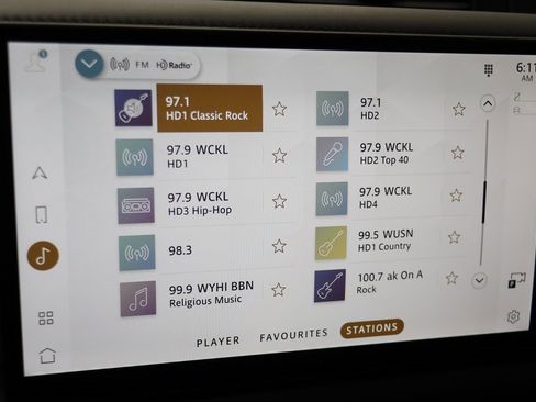 Certified 2025 Land Rover Defender 110 S image 9