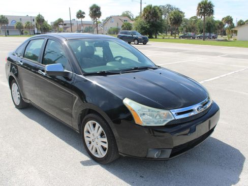 Used 2011 Ford Focus SEL w/ 301A Rapid Spec Order Code FWD image 18