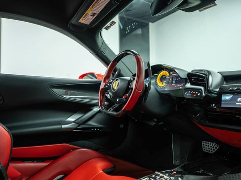 Used 2021 Ferrari SF90 Stradale image 46