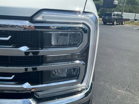 New 2026 Ford F250 Lariat w/ Chrome Package AWD/4WD image 9
