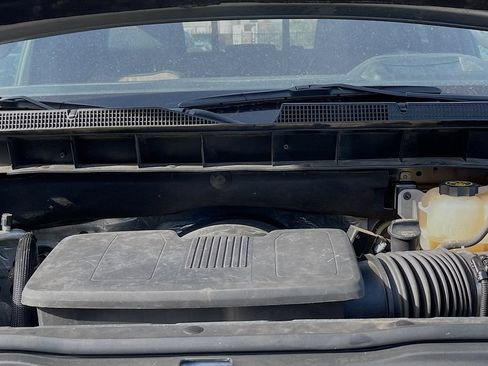 Used 2023 Chevrolet Silverado 1500 High Country w/ High Country Premium Package AWD/4WD image 29