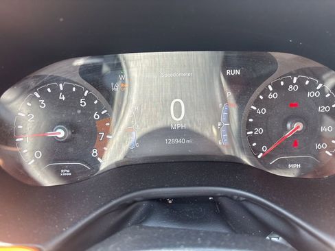 Used 2023 Jeep Compass Limited AWD/4WD image 10