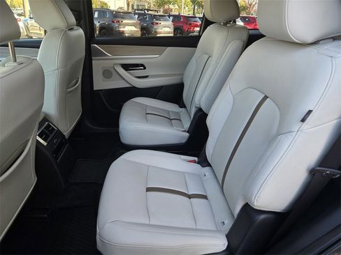 Certified 2025 MAZDA CX-90 3.3 Turbo w/ Premium Plus Pkg image 13