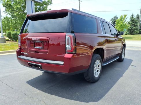 Used 2016 GMC Yukon XL SLT AWD/4WD image 12