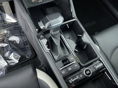 Used 2025 Kia K5 GT-Line image 32