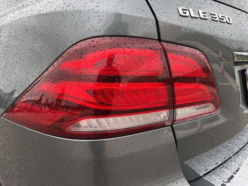 Used 2018 Mercedes-Benz GLE 350 4MATIC image 7