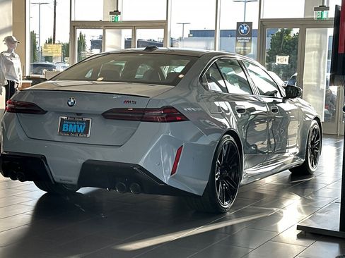 Used 2026 BMW M5 w/ Executive Package AWD/4WD image 8