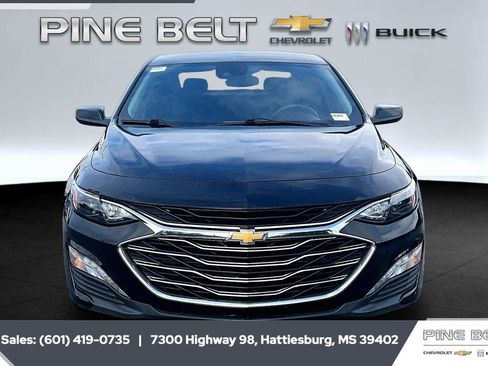 Used 2024 Chevrolet Malibu LT FWD image 3