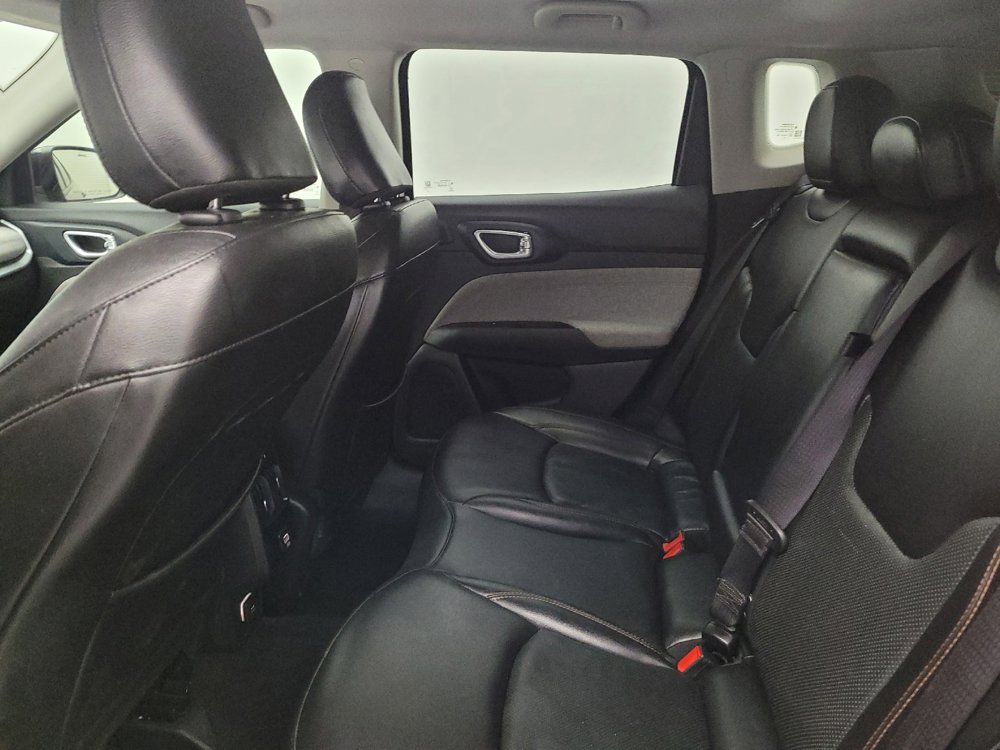 Used 2022 Jeep Compass Latitude w/ Sun and Sound Group AWD/4WD image 18