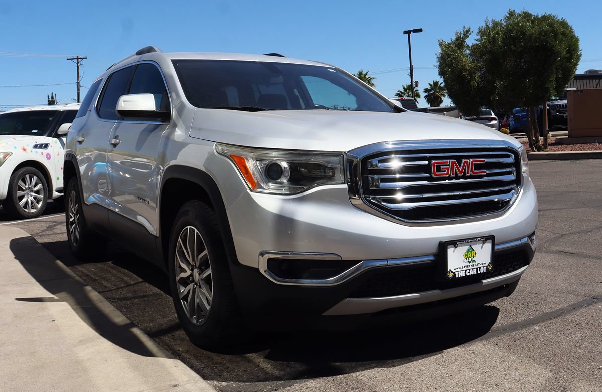 Used 2018 GMC Acadia SLE w/ Driver Alert Package I FWD image 18