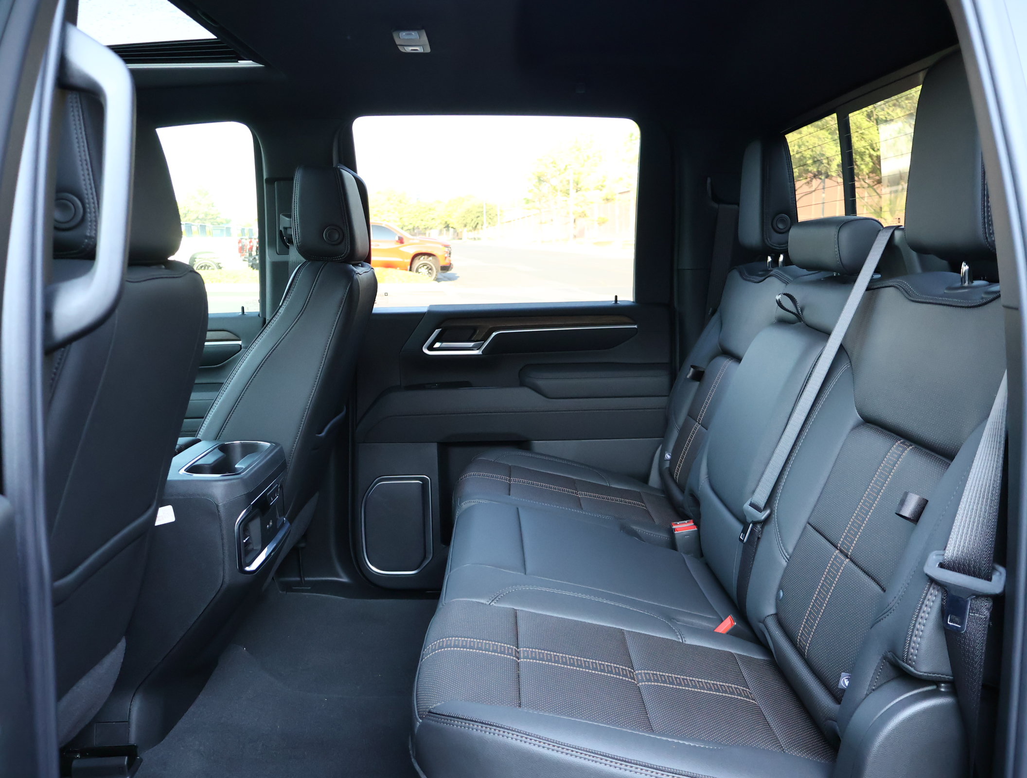 New 2026 Chevrolet Silverado 2500 High Country w/ Midnight Edition AWD/4WD image 23