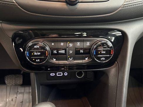 Used 2023 Buick Encore GX Select w/ Experience Buick Package image 30