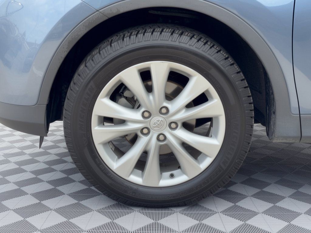 Used 2014 Toyota RAV4 Limited AWD/4WD image 13
