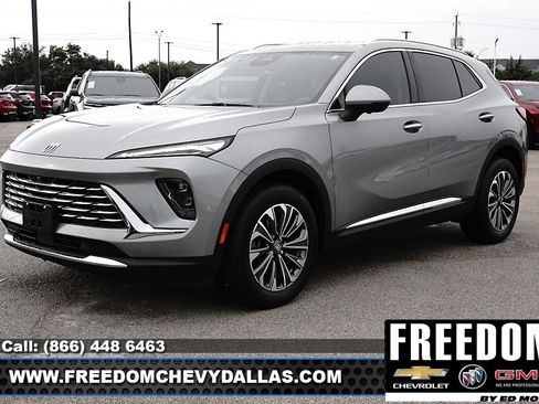 New 2025 Buick Envision Preferred image 3