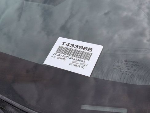 Used 2019 Subaru Crosstrek 2.0i Premium AWD/4WD image 17