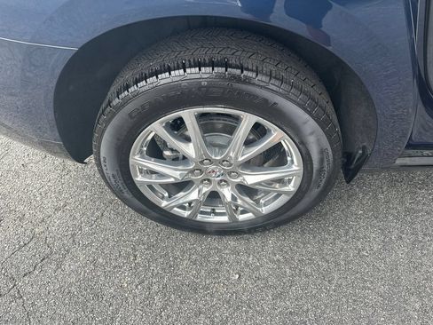 Used 2023 Buick Enclave Premium FWD image 17