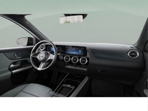 Used 2026 Mercedes-Benz GLA 250 image 44