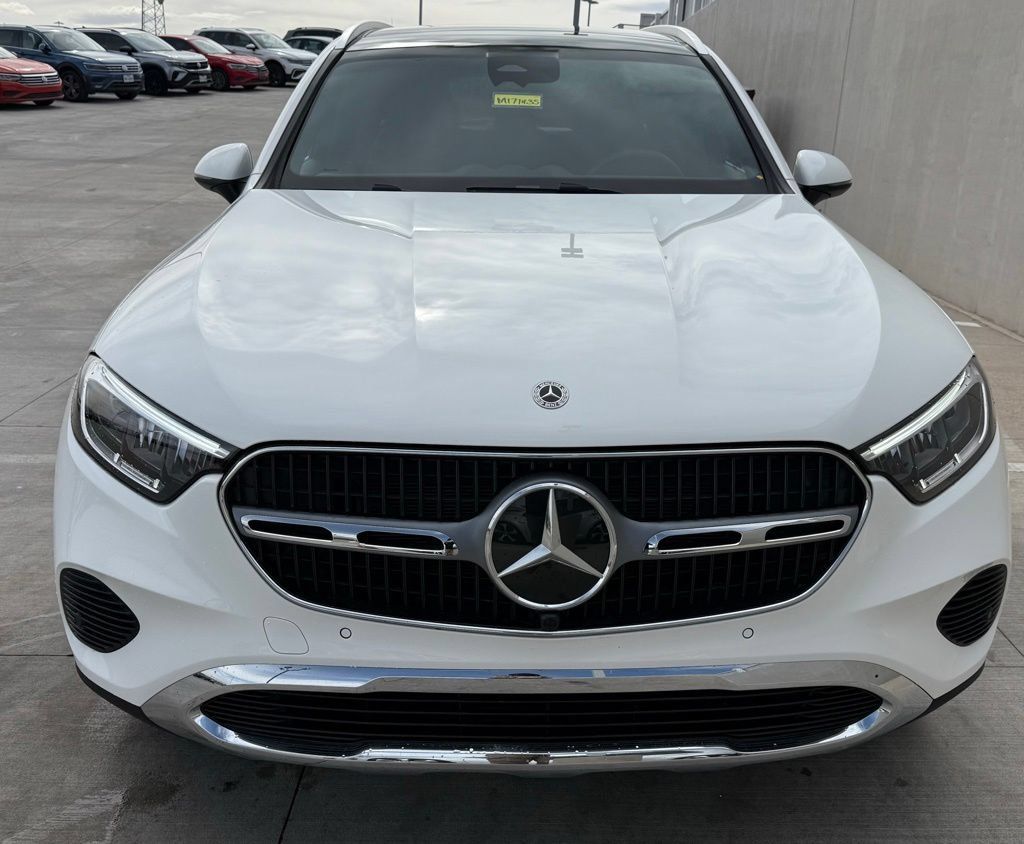 Used 2026 Mercedes-Benz GLC 300 4MATIC image 4