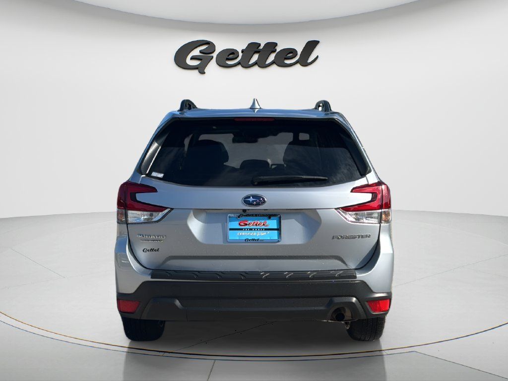 Used 2023 Subaru Forester Premium AWD/4WD image 6