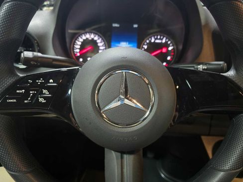 Used 2025 Mercedes-Benz Sprinter 2500 image 24