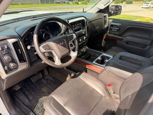 Used 2015 GMC Sierra 1500 SLT w/ SLT Crew Cab Value Package AWD/4WD image 26
