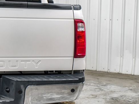 Used 2016 Ford F250 Lariat w/ Lariat Interior Package image 46