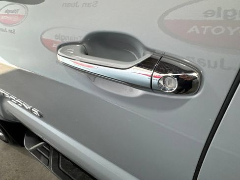 Used 2020 Toyota Tacoma Limited AWD/4WD image 17