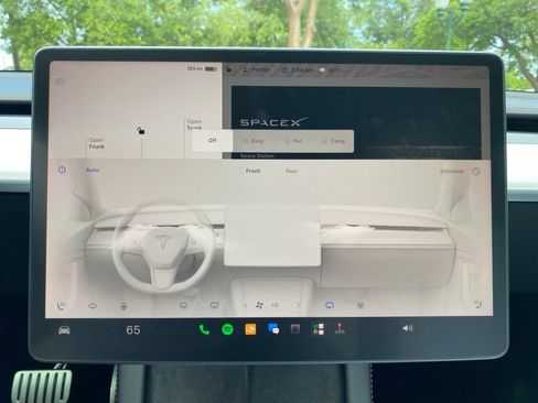 Used 2023 Tesla Model Y Performance AWD/4WD image 28