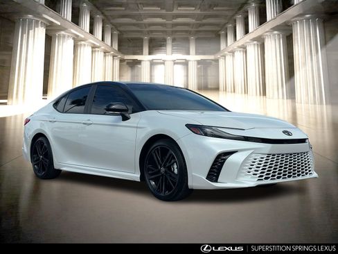 Used 2026 Toyota Camry XSE w/ Premium Package image 2