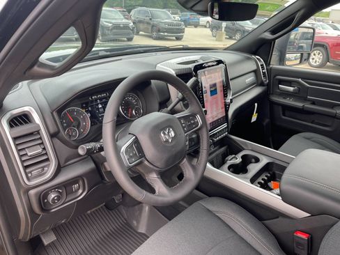 New 2026 RAM 2500 Big Horn AWD/4WD image 10
