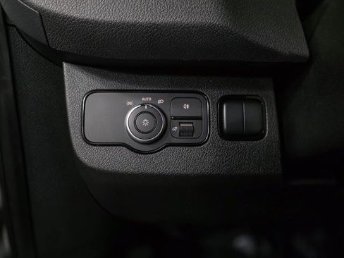 Used 2023 Mercedes-Benz Sprinter 2500 image 25