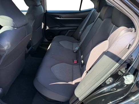 Used 2021 Toyota Camry LE FWD image 16