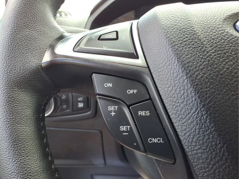 Used 2024 Ford Edge SEL w/ Convenience Package AWD/4WD image 19