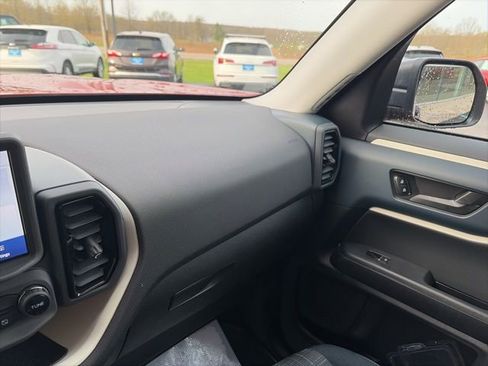 Used 2023 Ford Bronco Sport Heritage w/ Heritage Convenience Package AWD/4WD image 21
