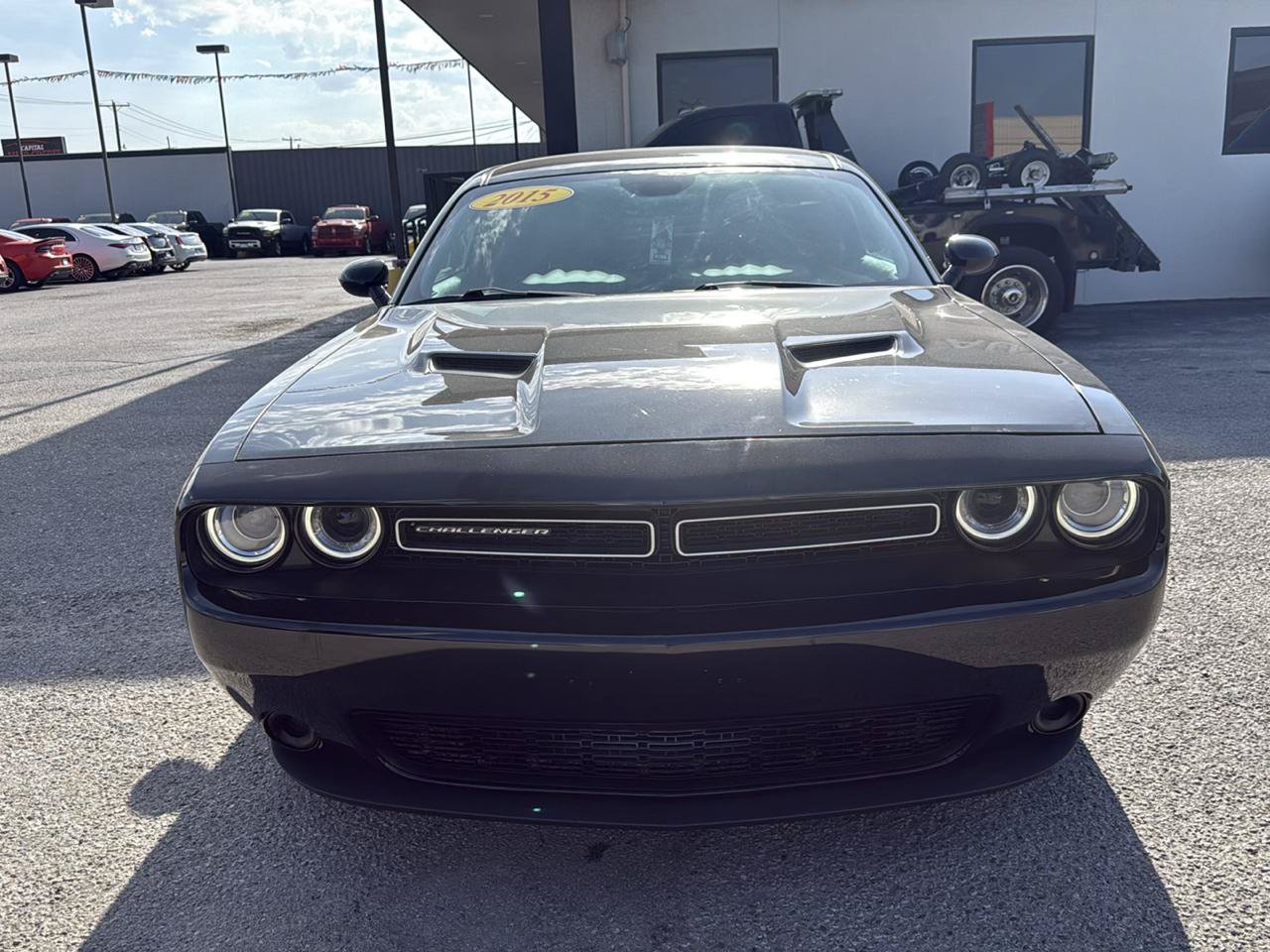 Used 2015 Dodge Challenger SXT RWD image 3