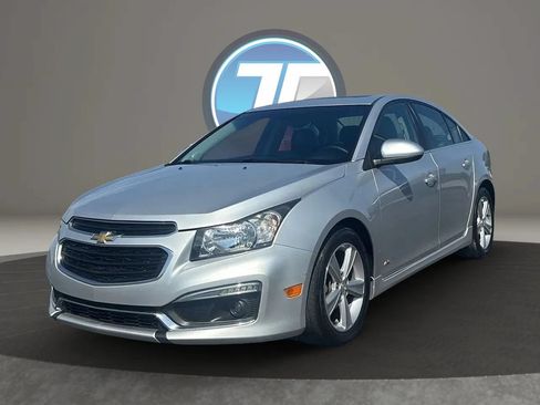 Used 2015 Chevrolet Cruze LT w/ Sun, Sound and Sport Package FWD image 21