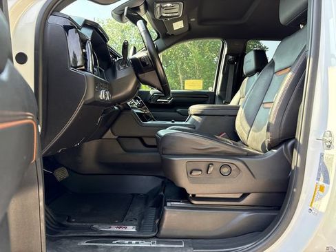 Certified 2025 GMC Sierra 2500 AT4 AWD/4WD image 35