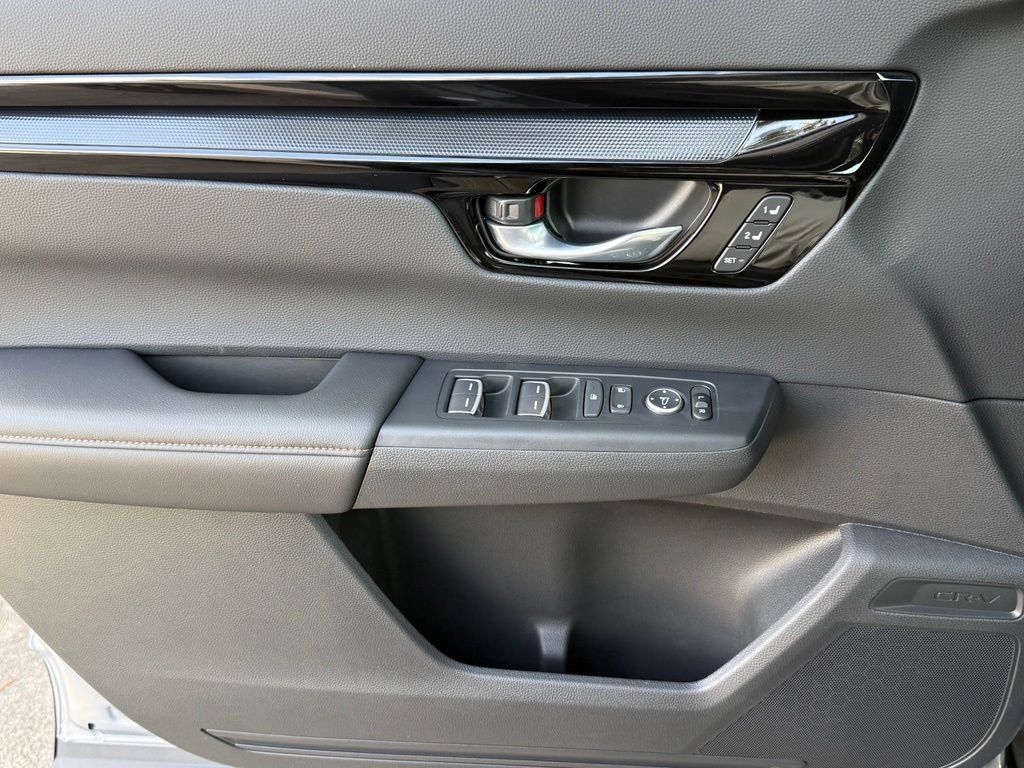 Certified 2026 Honda CR-V Sport Touring image 29