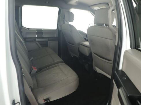 Used 2019 Ford F150 XLT image 23