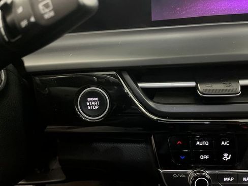 Certified 2024 Kia Seltos S image 19