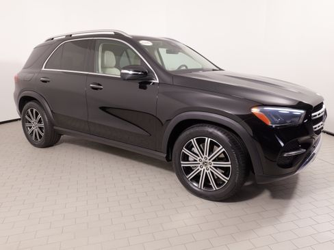 Used 2024 Mercedes-Benz GLE 450e 4MATIC image 8