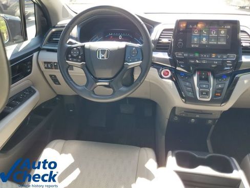 Used 2022 Honda Odyssey Elite image 16