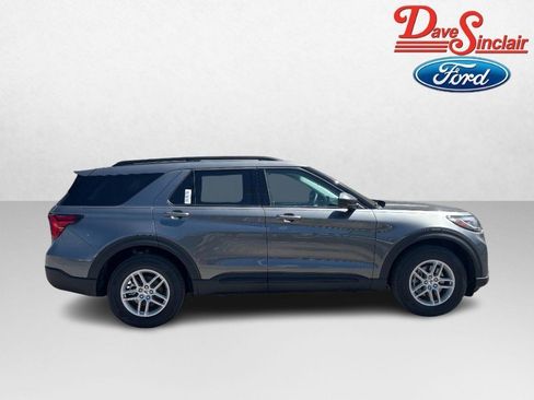 New 2026 Ford Explorer Active image 5