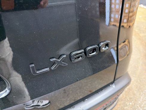 New 2026 Lexus LX 600 4WD w/ Luxury Package image 23
