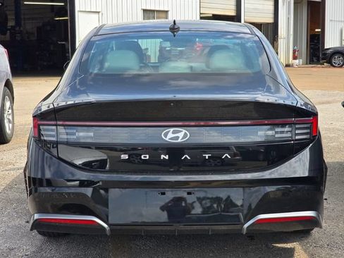 Used 2025 Hyundai Sonata SEL FWD image 6
