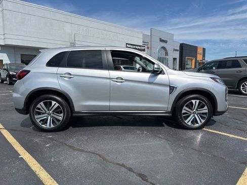 Used 2024 Mitsubishi Outlander Sport SE image 6