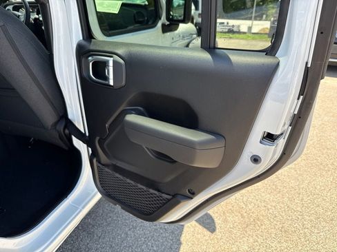 New 2026 Jeep Wrangler Unlimited Sport AWD/4WD image 23