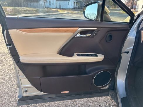 Used 2020 Lexus RX 350L Premium image 10