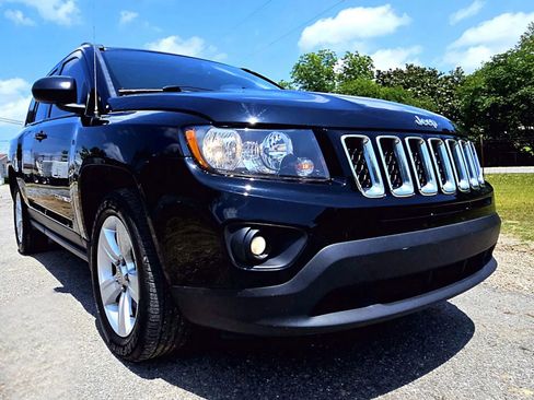 Used 2017 Jeep Compass Sport w/ Power Value Group image 3