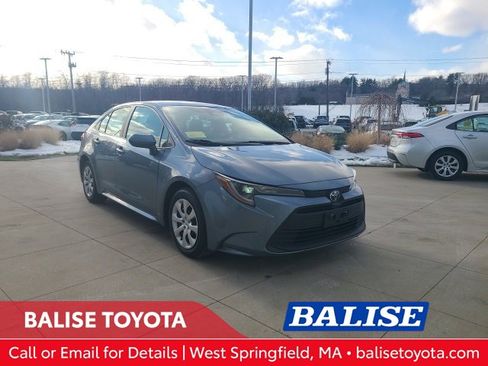 Used 2024 Toyota Corolla LE image 1